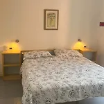 L'isola Dei Vacanzieri *
