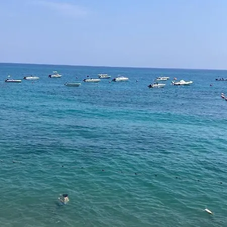 L'isola Dei Vacanzieri Lägenhet Sant'Andrea Apostolo dello Ionio